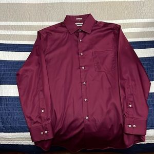 Van Heusen - Athletic Fit - 16 32/33 - Like new